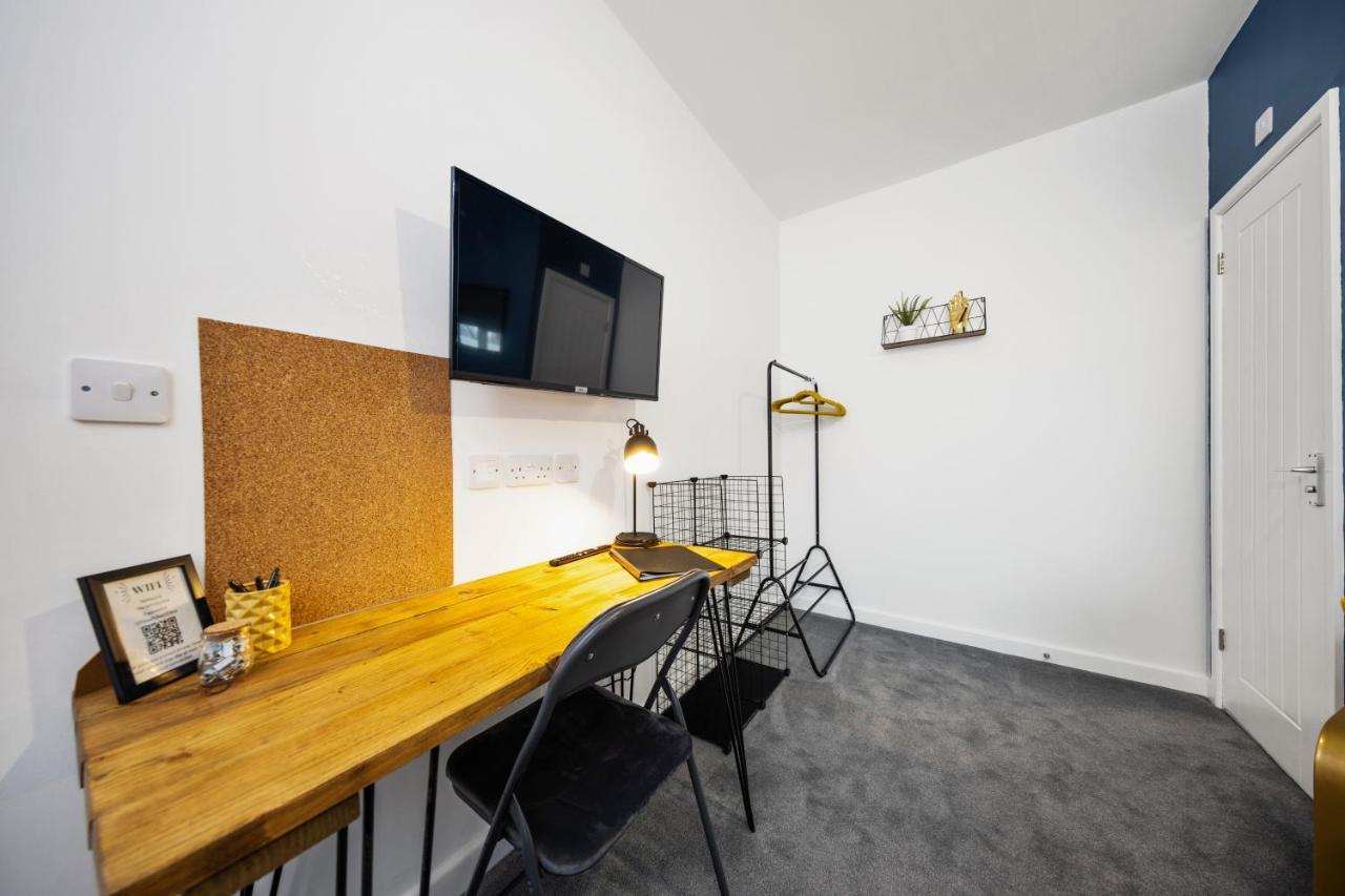 7 Bedroom House Ensuite Rooms, Fully Equipped Kitchen, Free Wifi, Tvs In All Rooms City Centre Close To A46 Inspire Homes Coventry Bagian luar foto